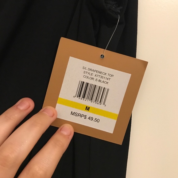 NWT scoop neck Ellen Tracy top - Picture 3 of 3